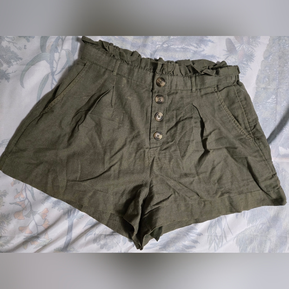 American Eagle Outfitters High Waist Olive Shorts